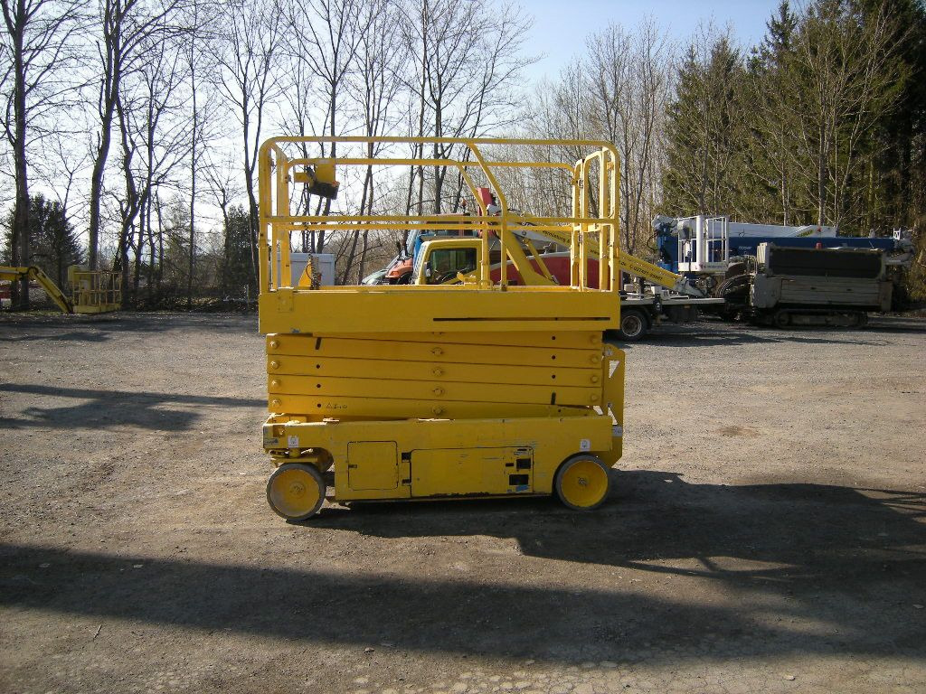 Φορτηγό με εναέρια πλατφόρμα Genie GS 3246, Scherenarbeitsbühne Genie 11,9 m: φωτογραφία 22