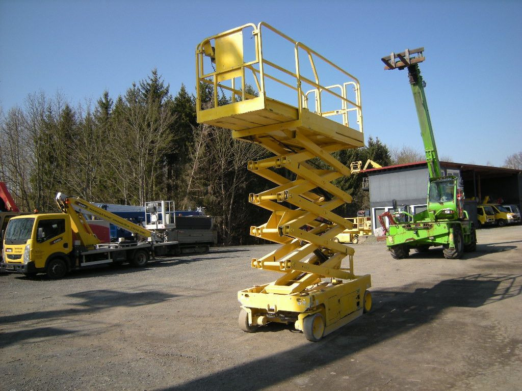 Φορτηγό με εναέρια πλατφόρμα Genie GS 3246, Scherenarbeitsbühne Genie 11,9 m: φωτογραφία 6