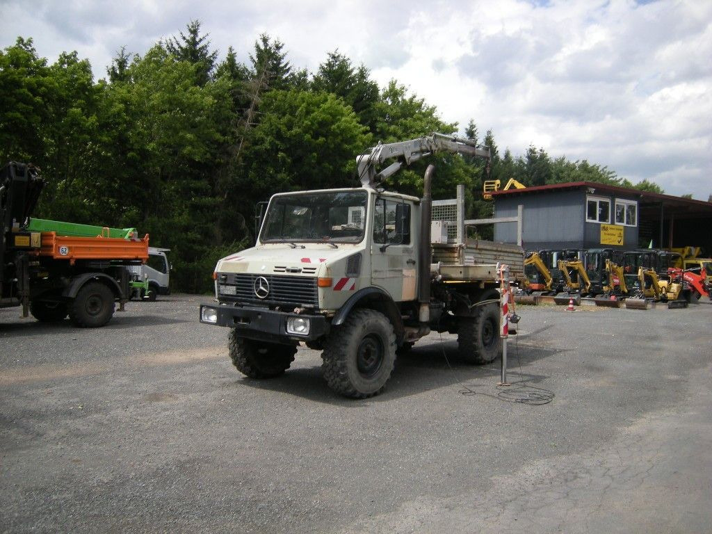 Mercedes-Benz Unimog U1250 mit Kran MKG 105 - Όχημα με ανατρεπομενη καροτσα: φωτογραφία 3 Mercedes-Benz Unimog U1250 mit Kran MKG 105 - Όχημα με ανατρεπομενη καροτσα: φωτογραφία 3
