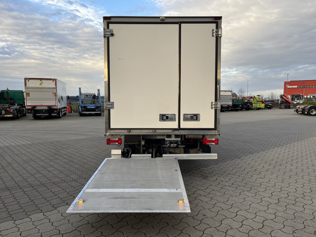 Iveco 70C18 Daily Kühlkoffer mit Ladebordwand Konvekta - Ελαφρύ επαγγελματικό: φωτογραφία 3 Iveco 70C18 Daily Kühlkoffer mit Ladebordwand Konvekta - Ελαφρύ επαγγελματικό: φωτογραφία 3