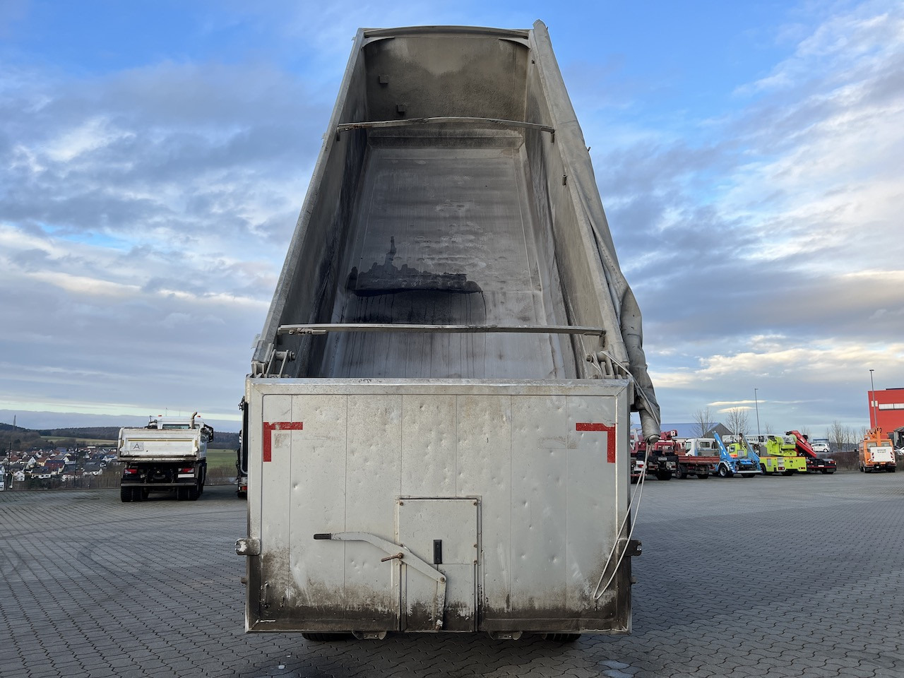 Kempf SKM 35 3 Thermo Mulde - Επικαθήμενο ανατρεπόμενο: φωτογραφία 2 Kempf SKM 35 3 Thermo Mulde - Επικαθήμενο ανατρεπόμενο: φωτογραφία 2