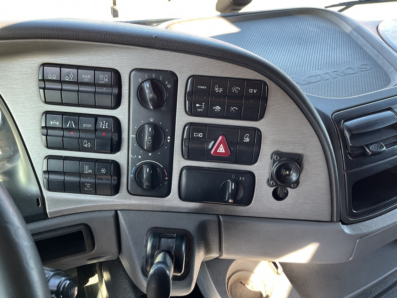 Mercedes-Benz 2541 6x2 Atlas 135.2E Pritsche 8,20 m - Φορτηγό με ανοιχτή καρότσα, Φορτηγό με γερανό: φωτογραφία 5 Mercedes-Benz 2541 6x2 Atlas 135.2E Pritsche 8,20 m - Φορτηγό με ανοιχτή καρότσα, Φορτηγό με γερανό: φωτογραφία 5