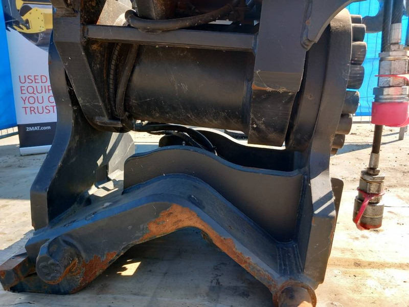Eurosteel Powertilt 300 - Σύστημα tiltrotator: φωτογραφία 4 Eurosteel Powertilt 300 - Σύστημα tiltrotator: φωτογραφία 4