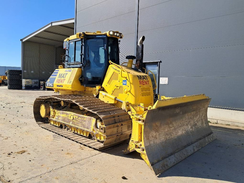 Komatsu D61PXI-24E0 - Μπουλντόζα: φωτογραφία 1 Komatsu D61PXI-24E0 - Μπουλντόζα: φωτογραφία 1