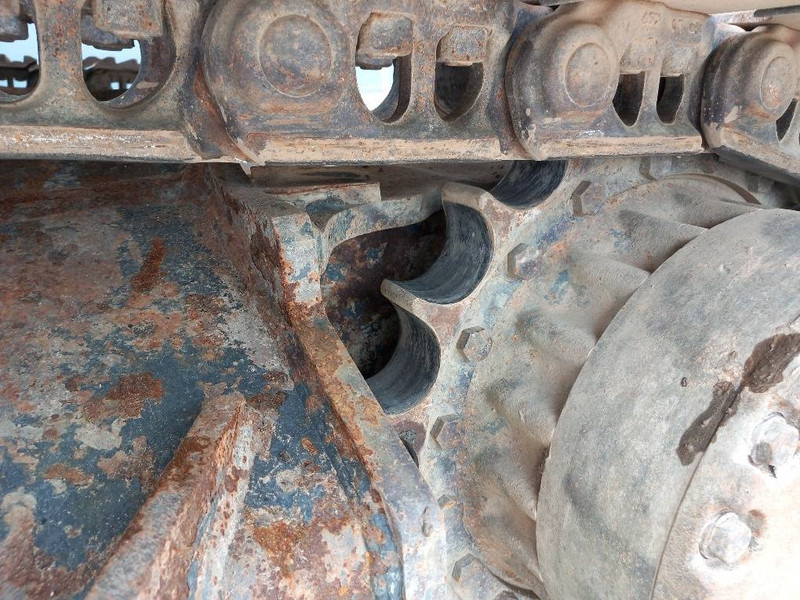 Ερπυστριοφόρος εκσκαφέας Komatsu PC210LCI-11: φωτογραφία 11