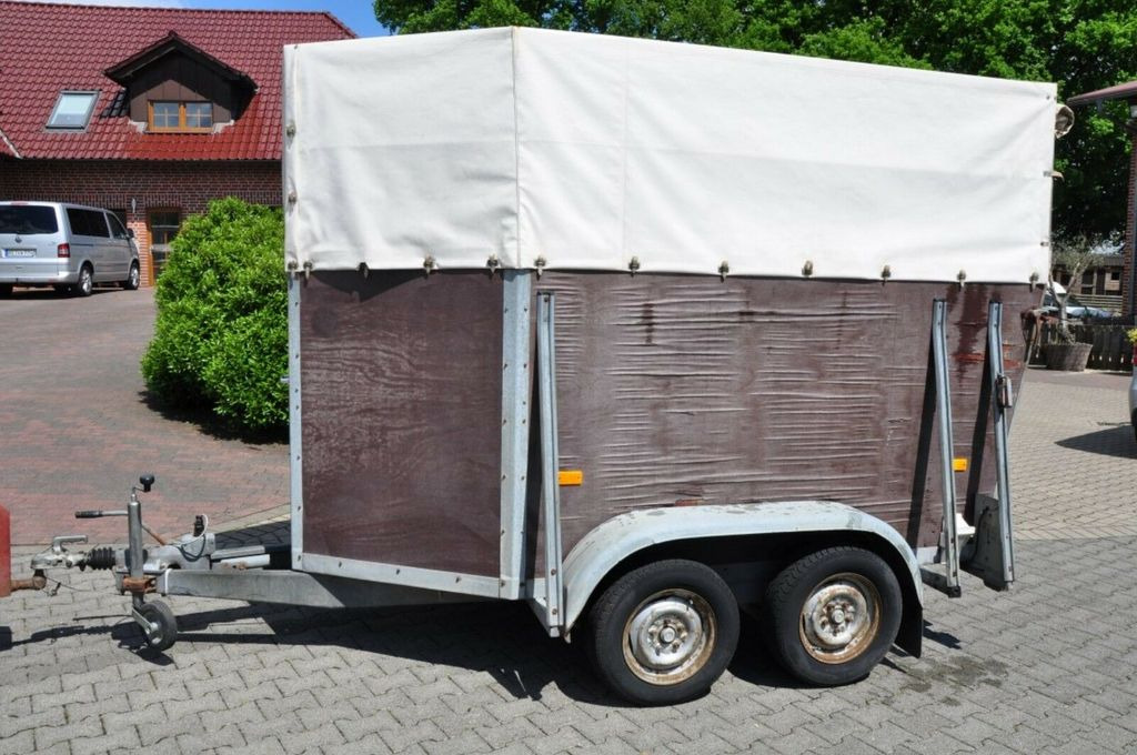 Holz Plane 1,5 Pferde Holz Plane 1,5 Pferde - Τρέιλερ μεταφοράς αλόγων: φωτογραφία 1 Holz Plane 1,5 Pferde Holz Plane 1,5 Pferde - Τρέιλερ μεταφοράς αλόγων: φωτογραφία 1