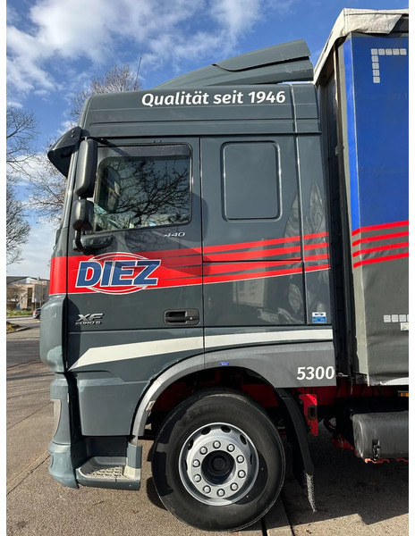 DAF XF 106.440 DAF XF 106 440 BL 4x2 *SpaceCab*Pritschenwagen mit Schiebeplane und EDSCHA - Verdeck* - Φορτηγό μουσαμάς: φωτογραφία 3 DAF XF 106.440 DAF XF 106 440 BL 4x2 *SpaceCab*Pritschenwagen mit Schiebeplane und EDSCHA - Verdeck* - Φορτηγό μουσαμάς: φωτογραφία 3