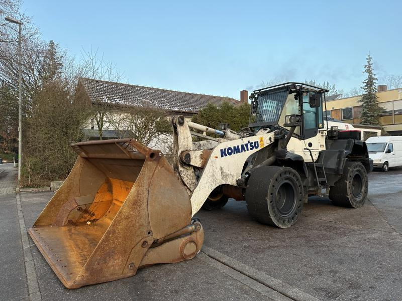 Komatsu WA 320-8 Klappsch. Hochlader WAAGE Schutzbel. Klim WA 320-8 Klappsch. Hochlader WAAGE Schutzbel. Klima - Ελαστιχοφόρος φορτωτής: φωτογραφία 2 Komatsu WA 320-8 Klappsch. Hochlader WAAGE Schutzbel. Klim WA 320-8 Klappsch. Hochlader WAAGE Schutzbel. Klima - Ελαστιχοφόρος φορτωτής: φωτογραφία 2