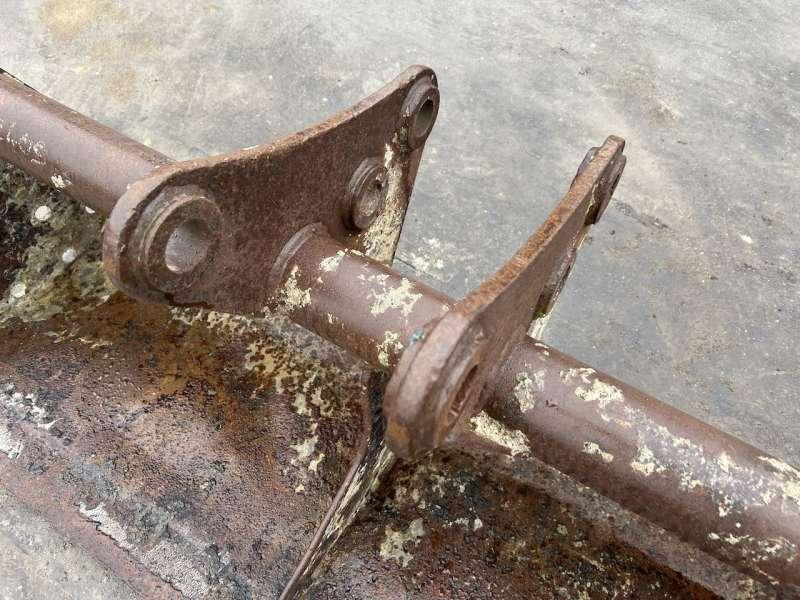1500mm - Axes 45mm - Κουβάς για εκσκαφέα για Κατασκευή μηχανήματα: φωτογραφία 2 1500mm - Axes 45mm - Κουβάς για εκσκαφέα για Κατασκευή μηχανήματα: φωτογραφία 2