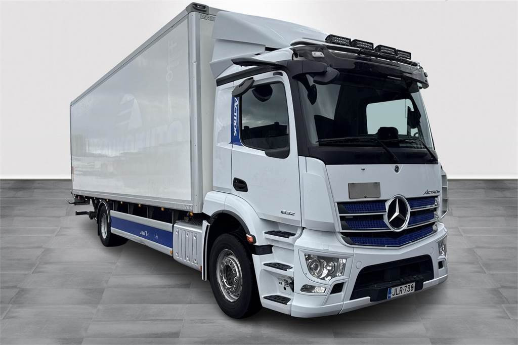 Mercedes-Benz ACTROS 1832 - Φορτηγό κόφα: φωτογραφία 3 Mercedes-Benz ACTROS 1832 - Φορτηγό κόφα: φωτογραφία 3