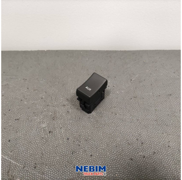 Volvo Volvo - 24296132 - Schakelaar AUX - Ανταλλακτικό για Φορτηγό: φωτογραφία 1 Volvo Volvo - 24296132 - Schakelaar AUX - Ανταλλακτικό για Φορτηγό: φωτογραφία 1