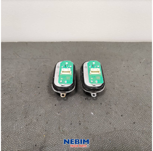 Volvo Volvo - 82594105 - Module koplamp FL - Ανταλλακτικό για Φορτηγό: φωτογραφία 1 Volvo Volvo - 82594105 - Module koplamp FL - Ανταλλακτικό για Φορτηγό: φωτογραφία 1