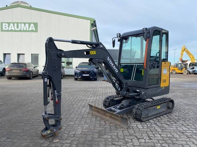 Volvo EC 20 E MIETE / RENTAL (12002071) - Μίνι εκσκαφέας: φωτογραφία 1 Volvo EC 20 E MIETE / RENTAL (12002071) - Μίνι εκσκαφέας: φωτογραφία 1