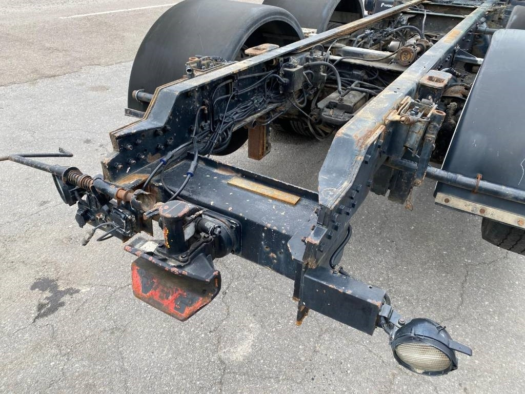 Φορτηγό σασί Scania R 142: φωτογραφία 21