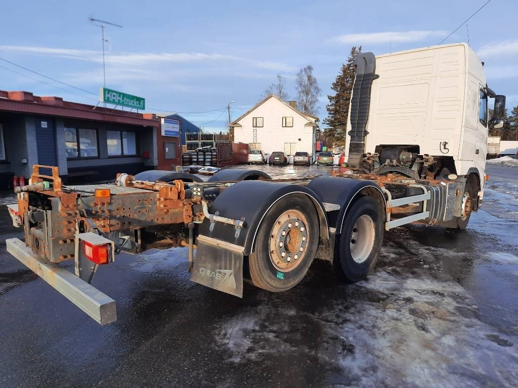 Volvo FH 13 440 - Φορτηγό σασί: φωτογραφία 4 Volvo FH 13 440 - Φορτηγό σασί: φωτογραφία 4