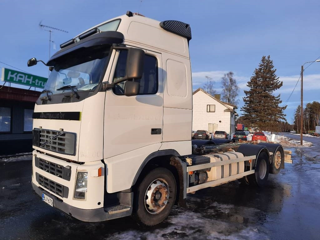Volvo FH 13 440 - Φορτηγό σασί: φωτογραφία 1 Volvo FH 13 440 - Φορτηγό σασί: φωτογραφία 1