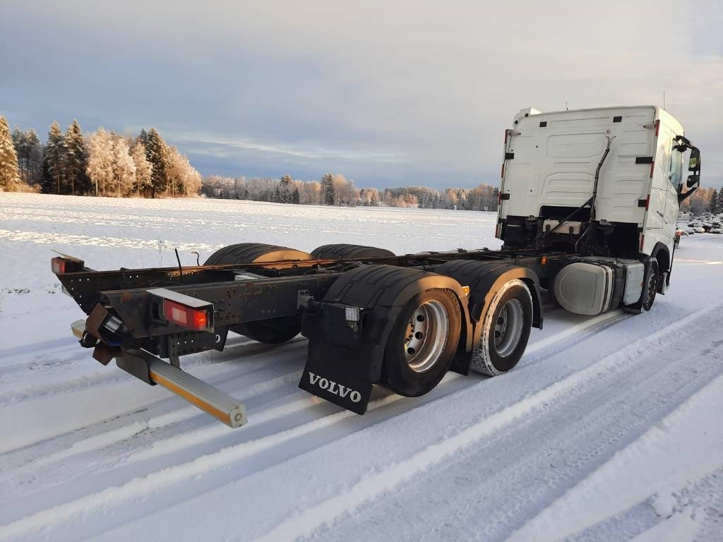 Volvo FH 13 - Φορτηγό σασί: φωτογραφία 4 Volvo FH 13 - Φορτηγό σασί: φωτογραφία 4