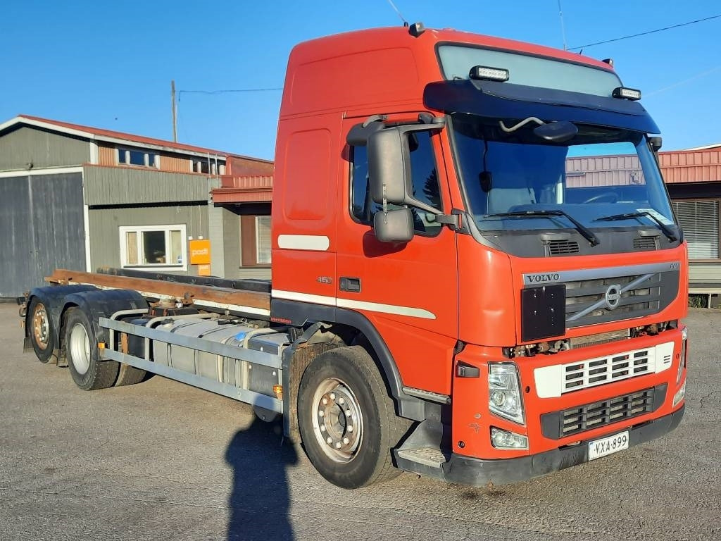 Volvo FM-11 - Φορτηγό μεταφοράς εμπορευματοκιβωτίων/ Κινητό αμάξωμα: φωτογραφία 2 Volvo FM-11 - Φορτηγό μεταφοράς εμπορευματοκιβωτίων/ Κινητό αμάξωμα: φωτογραφία 2