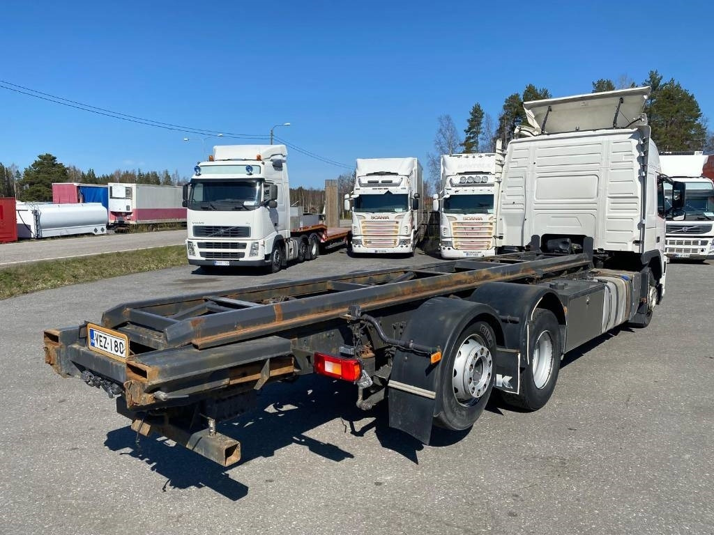 Volvo FM 13 - Φορτηγό μεταφοράς εμπορευματοκιβωτίων/ Κινητό αμάξωμα: φωτογραφία 4 Volvo FM 13 - Φορτηγό μεταφοράς εμπορευματοκιβωτίων/ Κινητό αμάξωμα: φωτογραφία 4