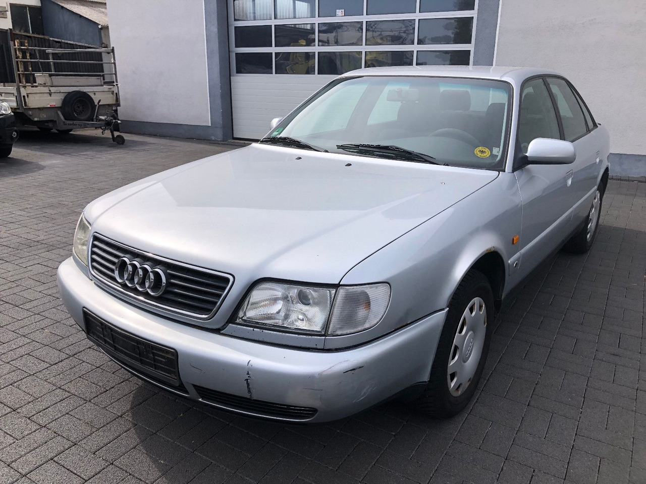 Audi A6 C4 1.8 Auto - Λιμουζίνα/ Sedan: φωτογραφία 1 Audi A6 C4 1.8 Auto - Λιμουζίνα/ Sedan: φωτογραφία 1