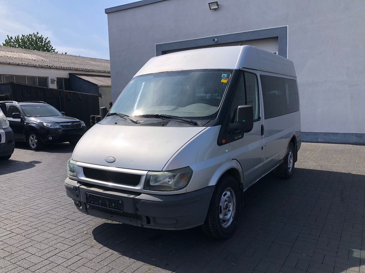 Ford Transit 2.4 TDi, Heckantrieb, 8-Sitzer, Klima - Επιβατικό βαν: φωτογραφία 1 Ford Transit 2.4 TDi, Heckantrieb, 8-Sitzer, Klima - Επιβατικό βαν: φωτογραφία 1