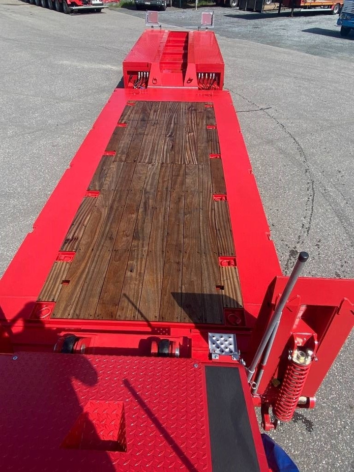 Faymonville Megamax, Mega Z4 - Επικαθήμενο με χαμηλό δάπεδο: φωτογραφία 5 Faymonville Megamax, Mega Z4 - Επικαθήμενο με χαμηλό δάπεδο: φωτογραφία 5