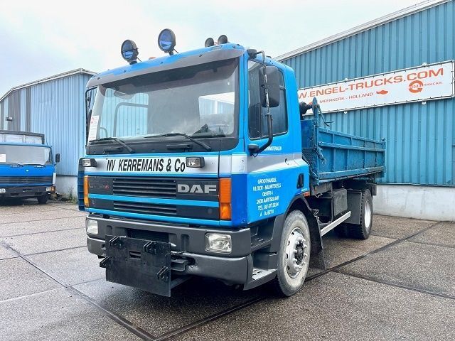DAF 65.210 ATI 4x2 FULL STEEL KIPPER (EURO 2 / MANUAL GEARBOX / FULL STEEL SUSPENSION / P.T.O.) - Φορτηγό ανατρεπόμενο: φωτογραφία 1 DAF 65.210 ATI 4x2 FULL STEEL KIPPER (EURO 2 / MANUAL GEARBOX / FULL STEEL SUSPENSION / P.T.O.) - Φορτηγό ανατρεπόμενο: φωτογραφία 1