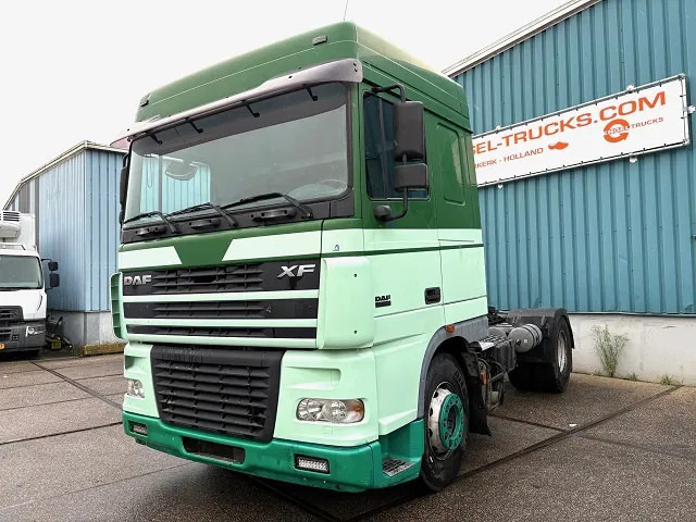 DAF XF 95.430 SPACECAB EURO 4 (ZF16 MANUAL GEARBOX / ZF-INTARDER / AIRCONDITIONING / 870 LITER DIESEL TANK / EURO 4) - Τράκτορας: φωτογραφία 1 DAF XF 95.430 SPACECAB EURO 4 (ZF16 MANUAL GEARBOX / ZF-INTARDER / AIRCONDITIONING / 870 LITER DIESEL TANK / EURO 4) - Τράκτορας: φωτογραφία 1