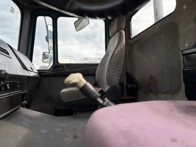 Φορτηγό σασί MAN 18 18.232 4x2 FULL STEEL CHASSIS (MANUAL GEARBOX / FULL STEEL SUSPENSION / REDUCTION AXLE): φωτογραφία 11