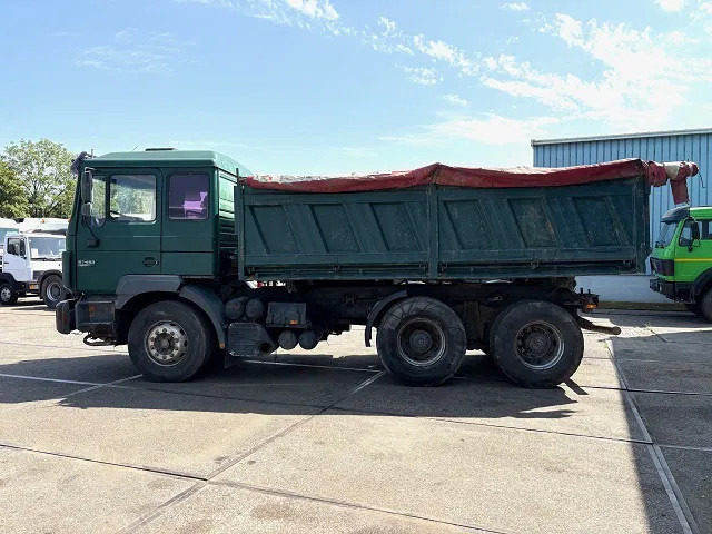 MAN 26.463 DF 6x4 MEILLER KIPPER (ZF16 MANUAL GEARBOX / ZF-INTARDER / FULL STEEL SUSPENSION / REDUCTION AXLES) - Φορτηγό ανατρεπόμενο: φωτογραφία 5 MAN 26.463 DF 6x4 MEILLER KIPPER (ZF16 MANUAL GEARBOX / ZF-INTARDER / FULL STEEL SUSPENSION / REDUCTION AXLES) - Φορτηγό ανατρεπόμενο: φωτογραφία 5