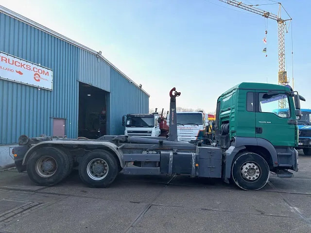 MAN TGA 26.360BB 6x4 FULL STEEL MULTILIFT HOOK-ARM (ZF16 MANUAL GEARBOX / FULL STEEL SUSPENSION / REDUCTION AXLES / AIRCONDITIONING) - Φορτηγό φόρτωσης γάντζου: φωτογραφία 4 MAN TGA 26.360BB 6x4 FULL STEEL MULTILIFT HOOK-ARM (ZF16 MANUAL GEARBOX / FULL STEEL SUSPENSION / REDUCTION AXLES / AIRCONDITIONING) - Φορτηγό φόρτωσης γάντζου: φωτογραφία 4