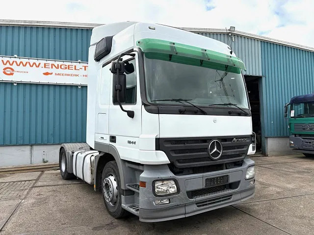 Mercedes-Benz Actros 1844 LS (MP2) (TELLIGENT AUTOMATIC / AIRCONDITIONING / 2x DIESELTANK / EURO 5) - Τράκτορας: φωτογραφία 2 Mercedes-Benz Actros 1844 LS (MP2) (TELLIGENT AUTOMATIC / AIRCONDITIONING / 2x DIESELTANK / EURO 5) - Τράκτορας: φωτογραφία 2