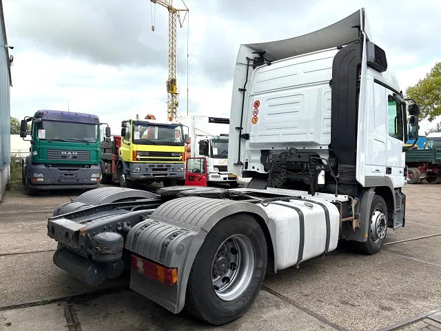 Mercedes-Benz Actros 1844 LS (MP2) (TELLIGENT AUTOMATIC / AIRCONDITIONING / 2x DIESELTANK / EURO 5) - Τράκτορας: φωτογραφία 3 Mercedes-Benz Actros 1844 LS (MP2) (TELLIGENT AUTOMATIC / AIRCONDITIONING / 2x DIESELTANK / EURO 5) - Τράκτορας: φωτογραφία 3