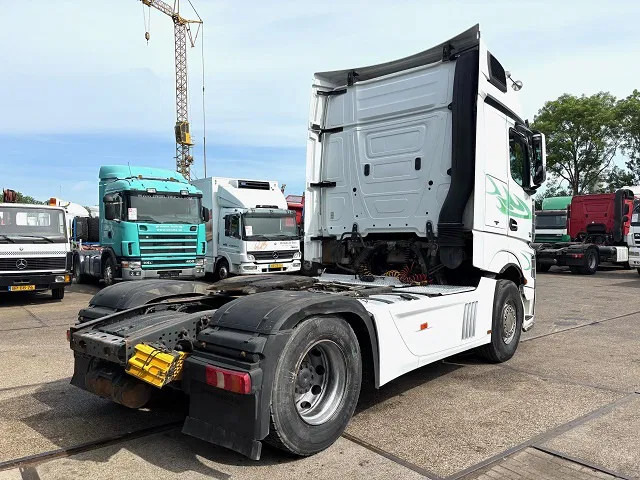 Mercedes-Benz Actros 1845 LS BIGSPACE (RETARDER / EURO 5 / TELLIGENT GEARBOX / FULL SPOILERSET / 2x DIESELTANK / AIRCONDITIONING) - Τράκτορας: φωτογραφία 3 Mercedes-Benz Actros 1845 LS BIGSPACE (RETARDER / EURO 5 / TELLIGENT GEARBOX / FULL SPOILERSET / 2x DIESELTANK / AIRCONDITIONING) - Τράκτορας: φωτογραφία 3