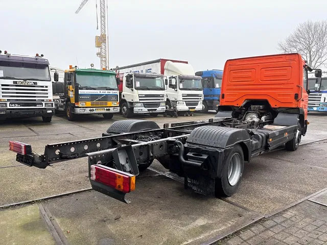 Mercedes-Benz Atego 823L DAY CAB (6-CILINDER) 4x2 CHASSIS (MANUAL GEARBOX / SPER DIFFERENTIAL / 6-CILINDER ENGINE) - Φορτηγό σασί: φωτογραφία 3 Mercedes-Benz Atego 823L DAY CAB (6-CILINDER) 4x2 CHASSIS (MANUAL GEARBOX / SPER DIFFERENTIAL / 6-CILINDER ENGINE) - Φορτηγό σασί: φωτογραφία 3