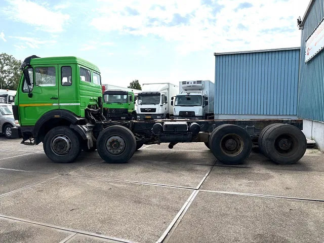 Mercedes-Benz SK 3335K 8x4 FULL STEEL CHASSIS (ZF16 MANUAL GEARBOX / RETARDER / FULL STEEL SUSPENSION / REDUCTION AXLES) - Φορτηγό σασί: φωτογραφία 5 Mercedes-Benz SK 3335K 8x4 FULL STEEL CHASSIS (ZF16 MANUAL GEARBOX / RETARDER / FULL STEEL SUSPENSION / REDUCTION AXLES) - Φορτηγό σασί: φωτογραφία 5