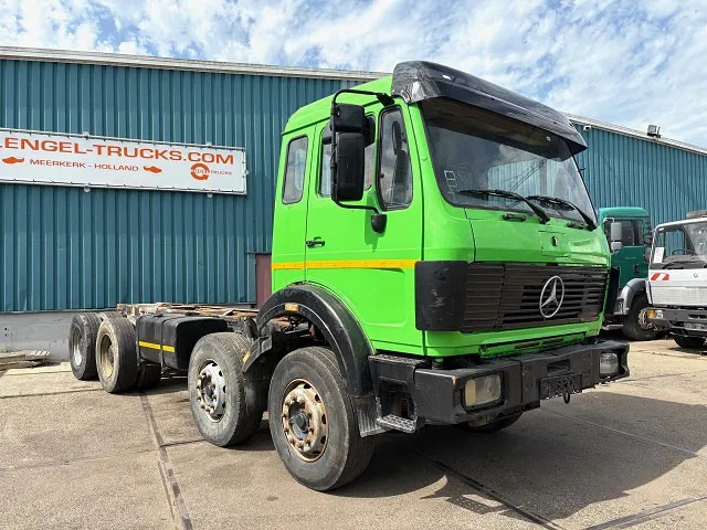 Mercedes-Benz SK 3335K 8x4 FULL STEEL CHASSIS (ZF16 MANUAL GEARBOX / RETARDER / FULL STEEL SUSPENSION / REDUCTION AXLES) - Φορτηγό σασί: φωτογραφία 2 Mercedes-Benz SK 3335K 8x4 FULL STEEL CHASSIS (ZF16 MANUAL GEARBOX / RETARDER / FULL STEEL SUSPENSION / REDUCTION AXLES) - Φορτηγό σασί: φωτογραφία 2