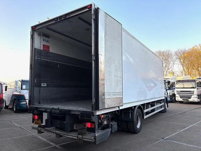 Φορτηγό ψυγείο Renault D 19 D320 SLEEPERCAB 4x2 LAMBERET / THERMOKING (EURO 6 / RETARDER / AUTOMATIC GEARBOX / AIRCONDITIONING): φωτογραφία 6