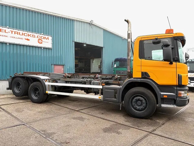 Scania P114-340 6x2 WITH MULTILIFT CONTAINERSYSTEM ONLY 80.500 KM!! ORIGINAL (10 TIRES / FULL STEEL SUSPENSION / 12 GEARS MANUAL GEARBO - Φορτηγό μεταφοράς εμπορευματοκιβωτίων/ Κινητό αμάξωμα: φωτογραφία 4 Scania P114-340 6x2 WITH MULTILIFT CONTAINERSYSTEM ONLY 80.500 KM!! ORIGINAL (10 TIRES / FULL STEEL SUSPENSION / 12 GEARS MANUAL GEARBO - Φορτηγό μεταφοράς εμπορευματοκιβωτίων/ Κινητό αμάξωμα: φωτογραφία 4