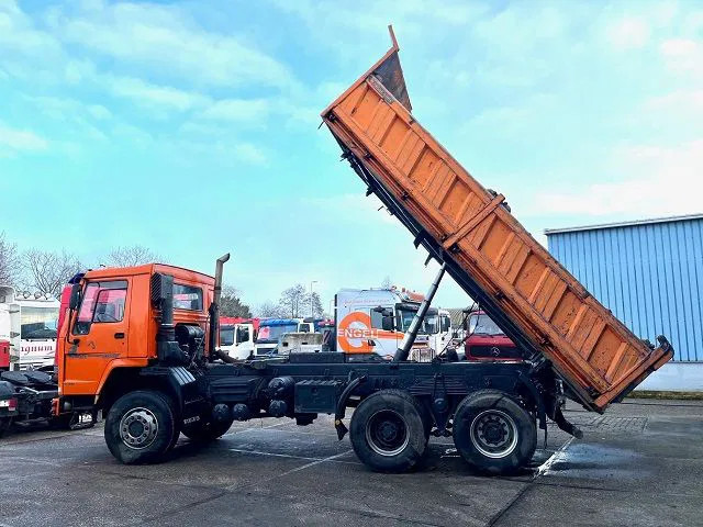 Volvo FL 12.380 6x6 FULL STEEL SUSPENSION MEILLER KIPPER (EURO 2 / MANUAL GEARBOX / REDUCTION AXLES / FULL STEEL SUSPENSION) - Φορτηγό ανατρεπόμενο: φωτογραφία 5 Volvo FL 12.380 6x6 FULL STEEL SUSPENSION MEILLER KIPPER (EURO 2 / MANUAL GEARBOX / REDUCTION AXLES / FULL STEEL SUSPENSION) - Φορτηγό ανατρεπόμενο: φωτογραφία 5
