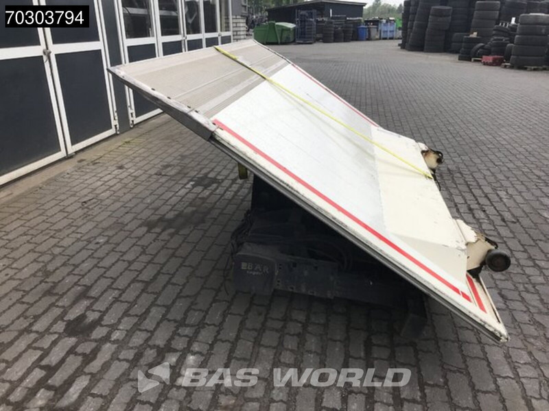 BAR - Αυτοκίνητο: φωτογραφία 3 BAR - Αυτοκίνητο: φωτογραφία 3