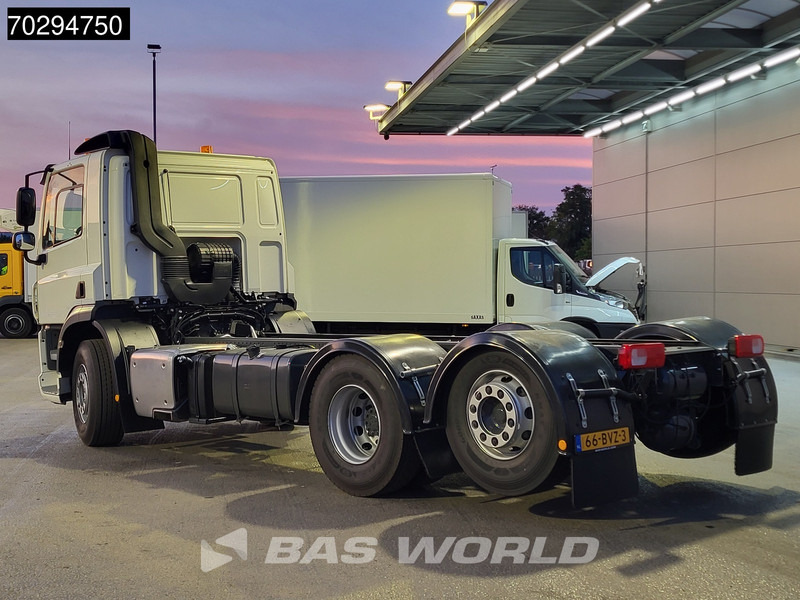 DAF CF 300 6X2 NEW chassis Lift/Steering Axle ACC Retarder Euro 6 - Φορτηγό σασί: φωτογραφία 2 DAF CF 300 6X2 NEW chassis Lift/Steering Axle ACC Retarder Euro 6 - Φορτηγό σασί: φωτογραφία 2