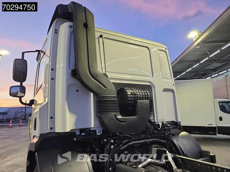 DAF CF 300 6X2 NEW chassis Lift/Steering Axle ACC Retarder Euro 6 - Φορτηγό σασί: φωτογραφία 5 DAF CF 300 6X2 NEW chassis Lift/Steering Axle ACC Retarder Euro 6 - Φορτηγό σασί: φωτογραφία 5