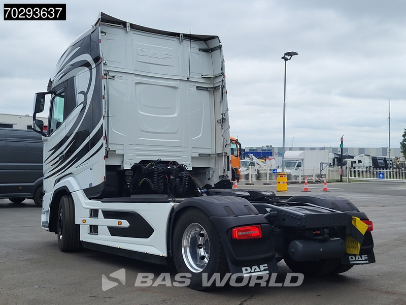 DAF XG+ 530 XG+ 4X2 Full-Air Retarder 2x Tanks Leder Alcoa's 90% Tyres ACC Standklima LED Euro 6 - Τράκτορας: φωτογραφία 2 DAF XG+ 530 XG+ 4X2 Full-Air Retarder 2x Tanks Leder Alcoa's 90% Tyres ACC Standklima LED Euro 6 - Τράκτορας: φωτογραφία 2