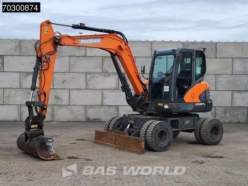Doosan DX57 W-5 A/C - 3 Buckets - Τροχοφόρος εκσκαφέας: φωτογραφία 2 Doosan DX57 W-5 A/C - 3 Buckets - Τροχοφόρος εκσκαφέας: φωτογραφία 2