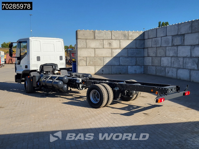 Iveco 120-210L 4X2 NEW 12tons chassis! CNG Engine TELMA Retarder Manual Euro 6 - Φορτηγό σασί: φωτογραφία 2 Iveco 120-210L 4X2 NEW 12tons chassis! CNG Engine TELMA Retarder Manual Euro 6 - Φορτηγό σασί: φωτογραφία 2