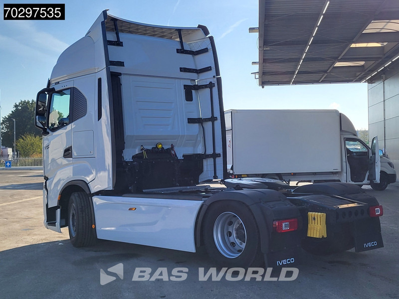 Iveco S-Way 500 4X2 NEW! 2xTanks Standklima ACC LED Euro 6 - Τράκτορας: φωτογραφία 2 Iveco S-Way 500 4X2 NEW! 2xTanks Standklima ACC LED Euro 6 - Τράκτορας: φωτογραφία 2