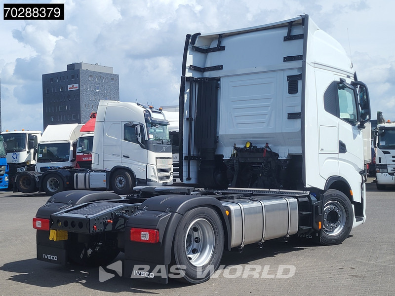Iveco S-Way 580 4X2 NEW! 2x Tanks Navi ACC Standklima - Τράκτορας: φωτογραφία 5 Iveco S-Way 580 4X2 NEW! 2x Tanks Navi ACC Standklima - Τράκτορας: φωτογραφία 5