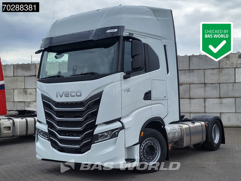 Iveco S-way 580 4X2 Nieuw! 2xTanks Standklima ACC LED Euro 6 - Τράκτορας: φωτογραφία 1 Iveco S-way 580 4X2 Nieuw! 2xTanks Standklima ACC LED Euro 6 - Τράκτορας: φωτογραφία 1