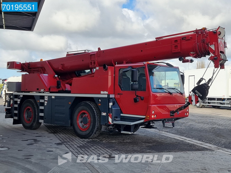 Liebherr LTM1030 LOW HOURS - REMOTE CONTROL - Γερανός για ανώμαλο έδαφος: φωτογραφία 5 Liebherr LTM1030 LOW HOURS - REMOTE CONTROL - Γερανός για ανώμαλο έδαφος: φωτογραφία 5